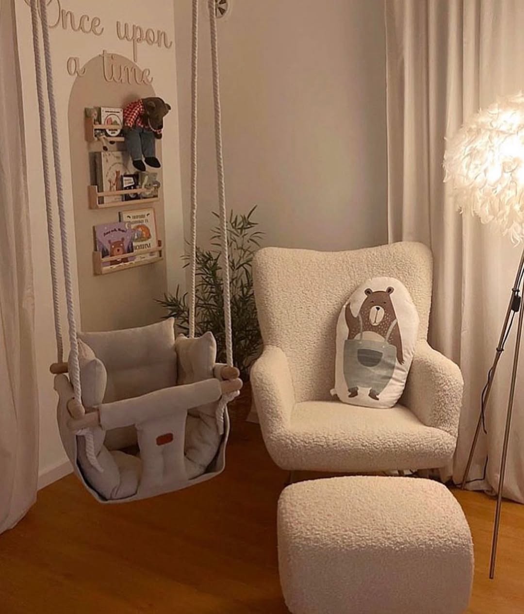 Balançoire Suspendue Premium pour Enfants – Confort, Sécurité et Élégance