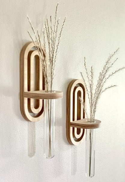 3 Etagères murales avec porte plante