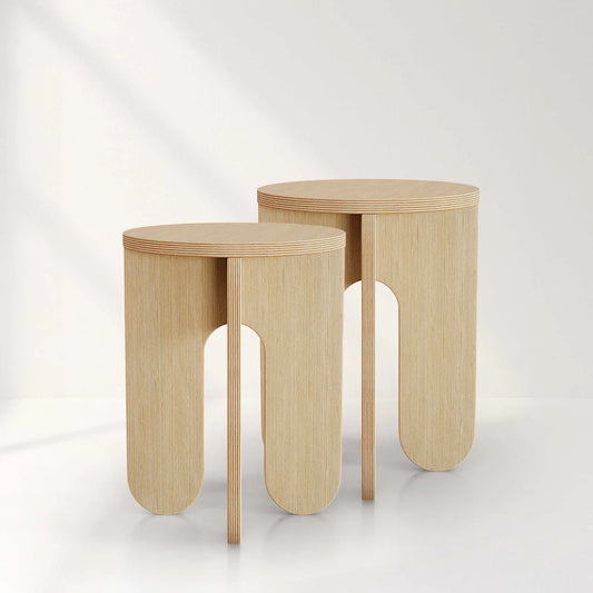 Table d’appoint en bois brut – Design personnalisable